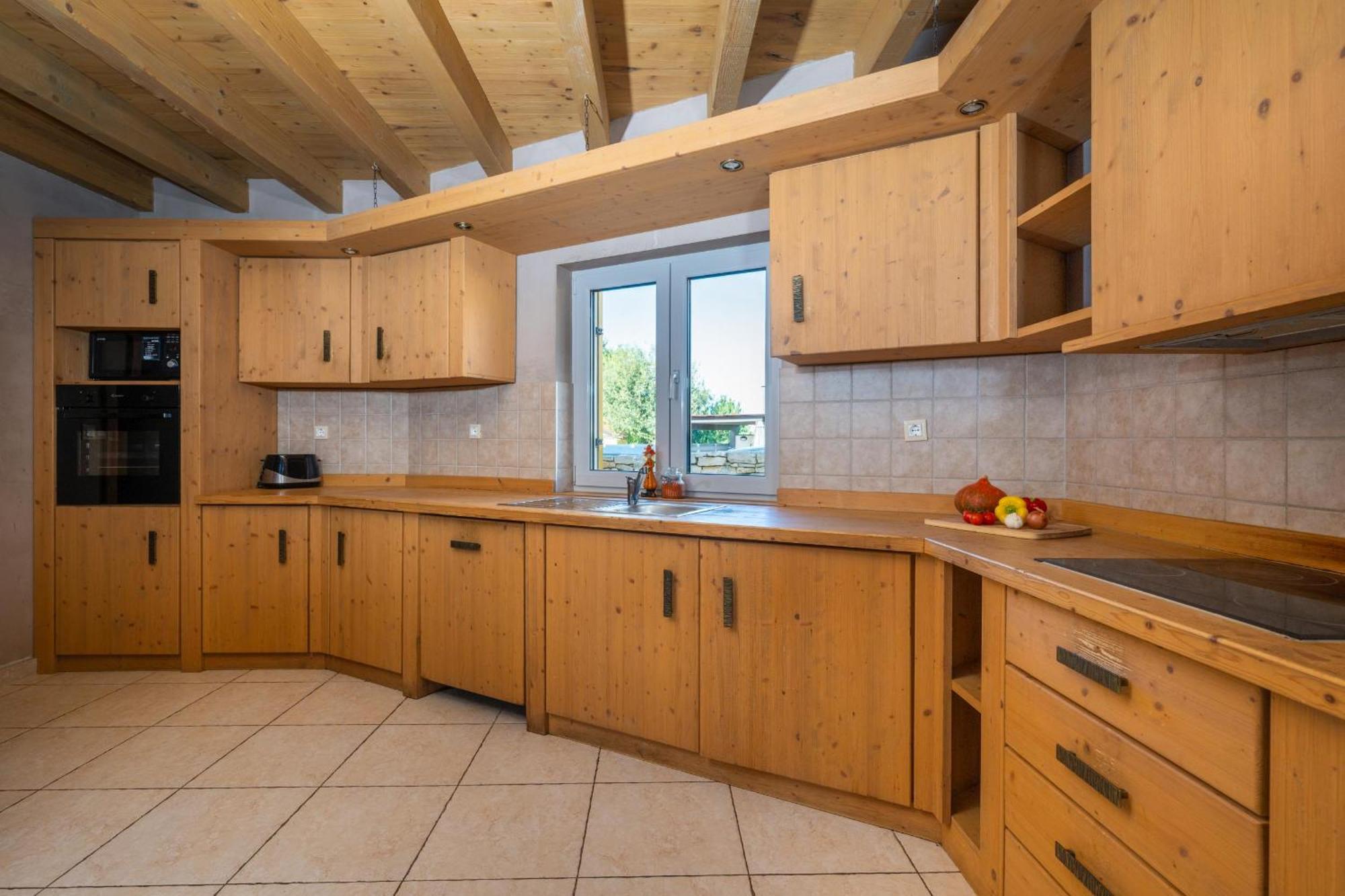 6-Bedroom Villa Chiara With Sea View Премантура Экстерьер фото