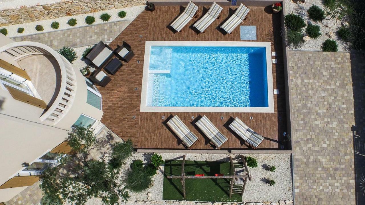 6-Bedroom Villa Chiara With Sea View Премантура Экстерьер фото