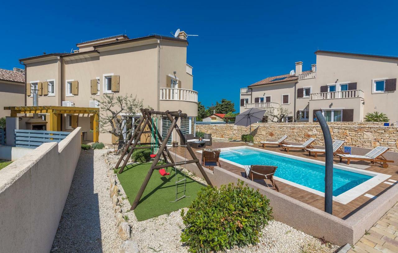 6-Bedroom Villa Chiara With Sea View Премантура Экстерьер фото