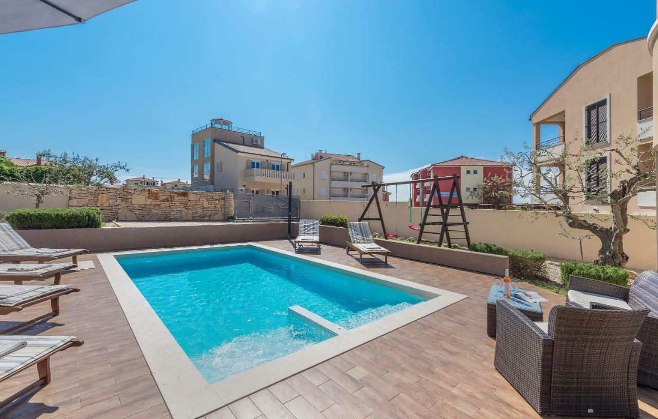 6-Bedroom Villa Chiara With Sea View Премантура Экстерьер фото