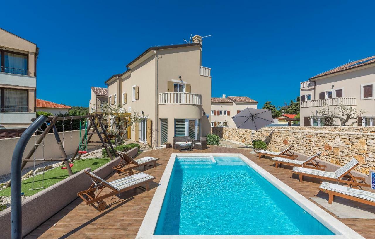 6-Bedroom Villa Chiara With Sea View Премантура Экстерьер фото